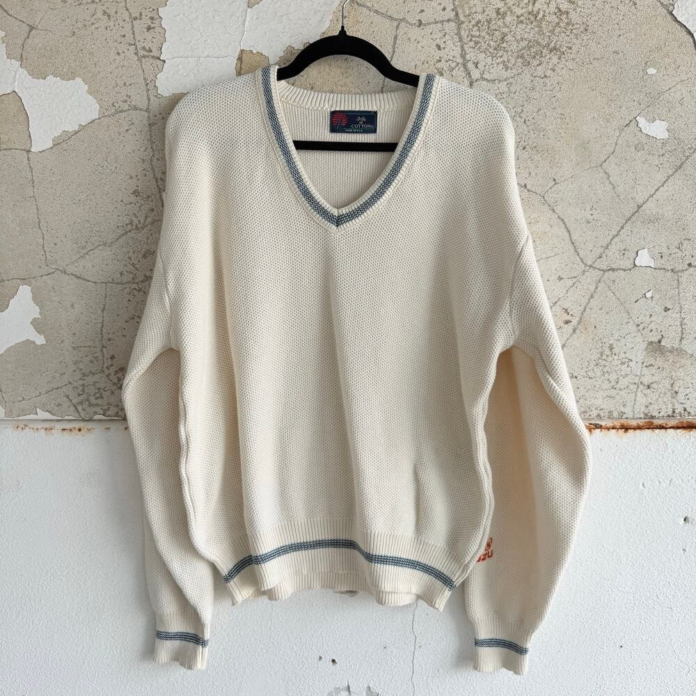Vintage Sweater Isuzu Embroidered Made in USA Isle of Cotton V-Neck L Auto Promo